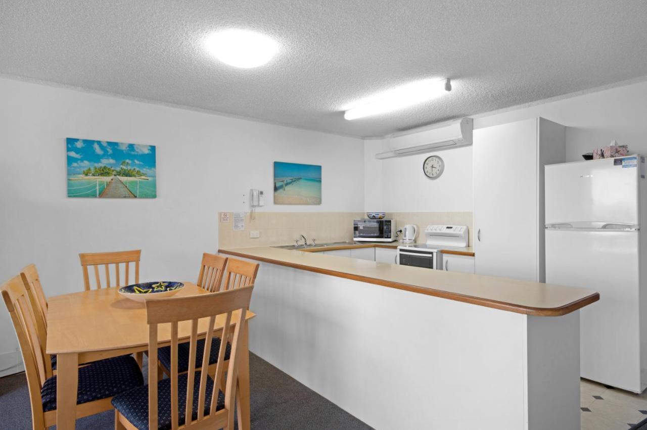 Capeview Apartments - Right On Kings Beach Caloundra Exterior foto