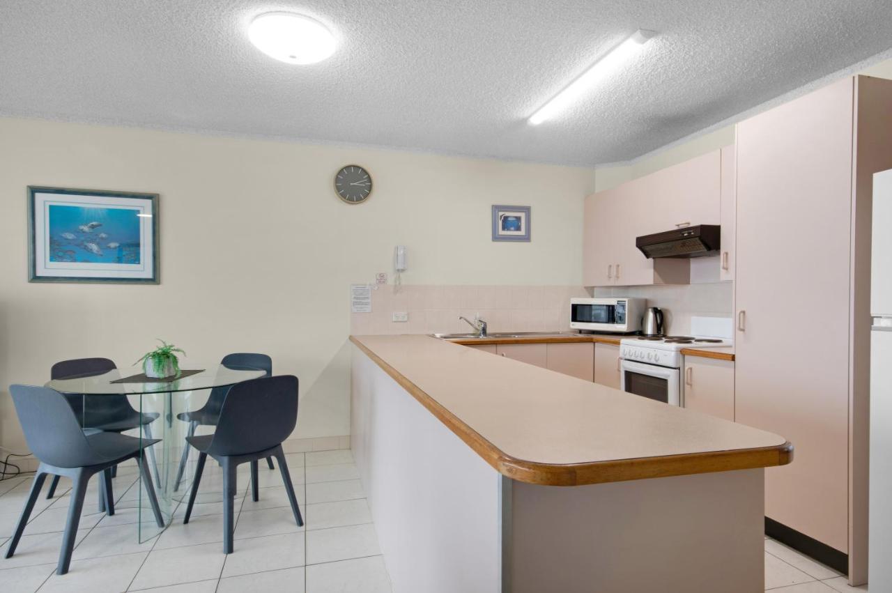 Capeview Apartments - Right On Kings Beach Caloundra Exterior foto